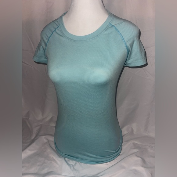 LULULEMON SWIFTLY TECH 2.0🩵 - Picture 1 of 2